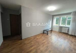 3-к квартира, вторичка, 57м2, 3/5 этаж