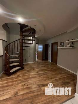 4-к квартира, вторичка, 147м2, 9/17 этаж