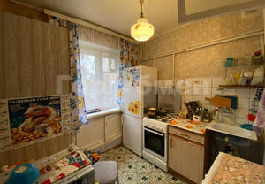 2-к квартира, вторичка, 41м2, 1/5 этаж