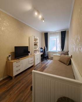 2-к квартира, вторичка, 62м2, 6/16 этаж