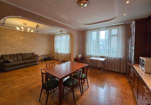 4-к квартира, вторичка, 130м2, 7/11 этаж