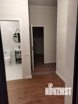 Студия квартира, вторичка, 32м2, 1/9 этаж