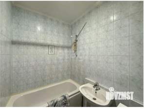 2-к квартира, вторичка, 61м2, 10/15 этаж