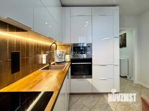 3-к квартира, вторичка, 84м2, 12/23 этаж