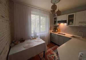 3-к квартира, вторичка, 61м2, 5/5 этаж