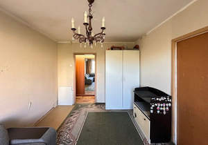 3-к квартира, вторичка, 51м2, 6/9 этаж