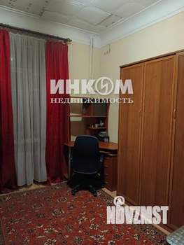 4-к квартира, вторичка, 82м2, 2/4 этаж