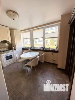 3-к квартира, вторичка, 92м2, 1/4 этаж