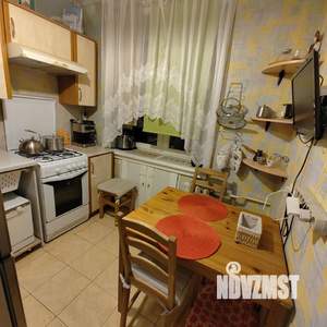 2-к квартира, вторичка, 42м2, 4/5 этаж